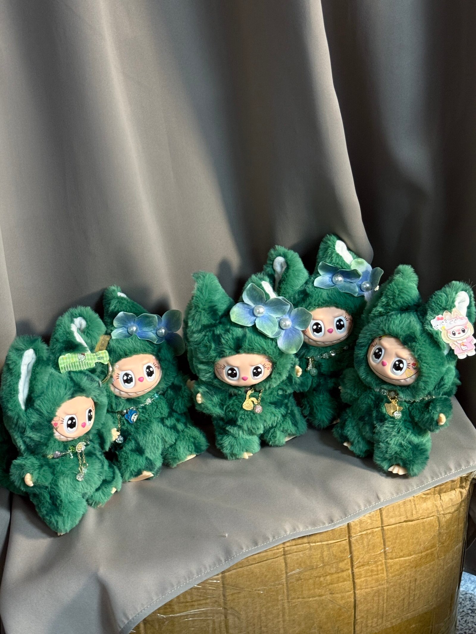 17cm Custom Hawaii Labubu With Magnetic Tail vinyl plush pendant(All The Colors)