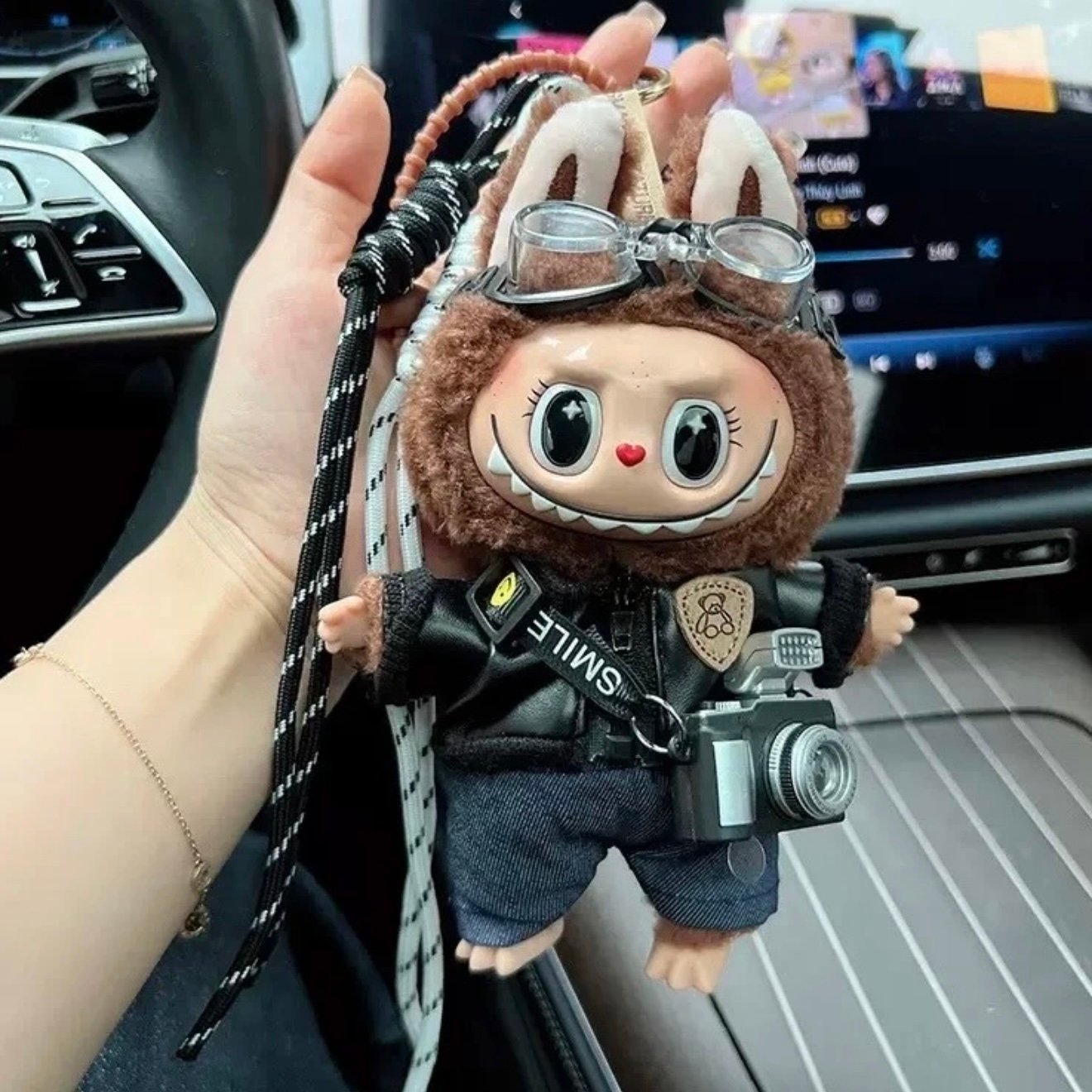 17cm Custom Polit Labubu vinyl plush pendant - Image 2