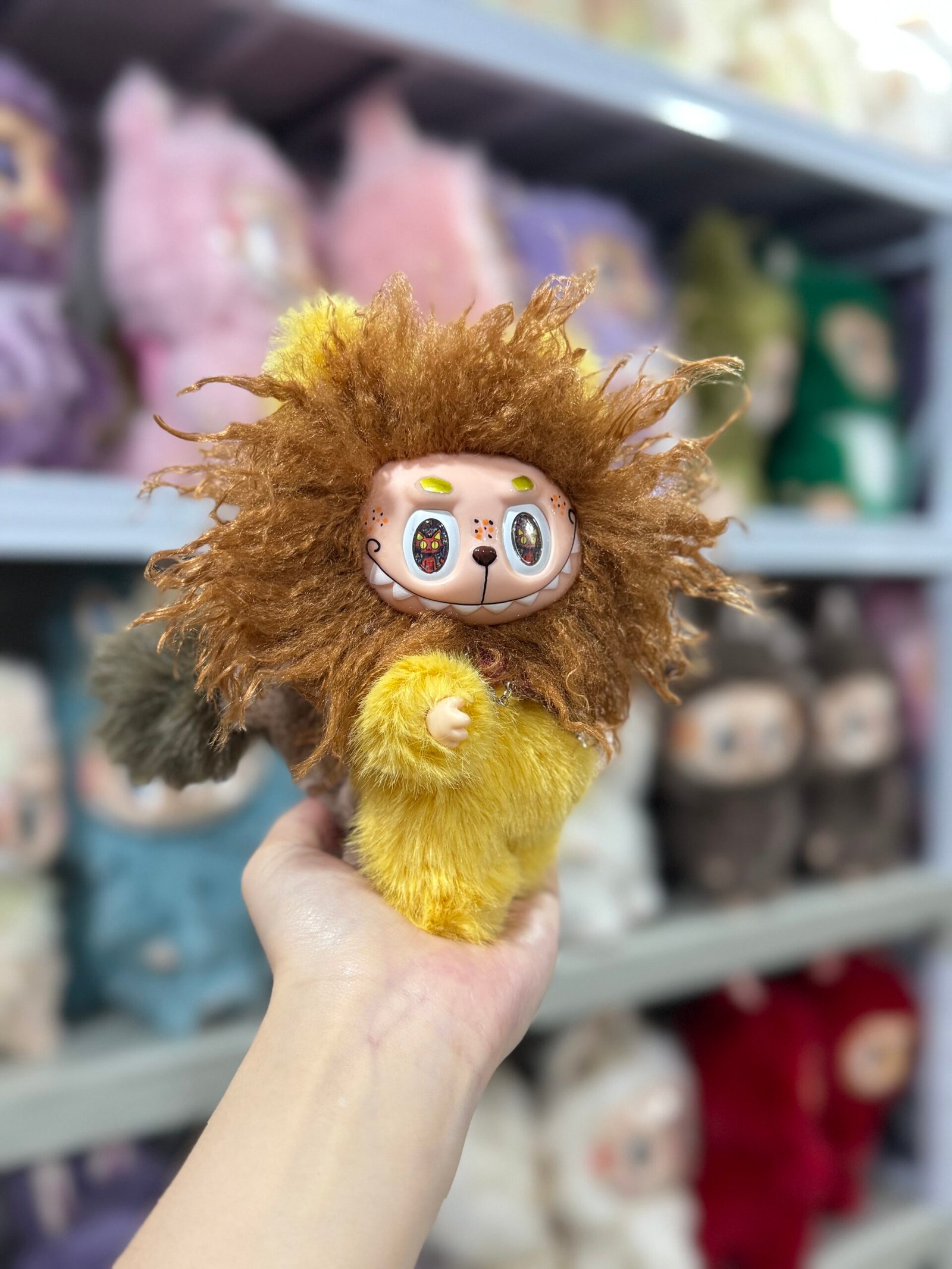 18cm Custom Lion Labubu vinyl plush pendant - Image 2