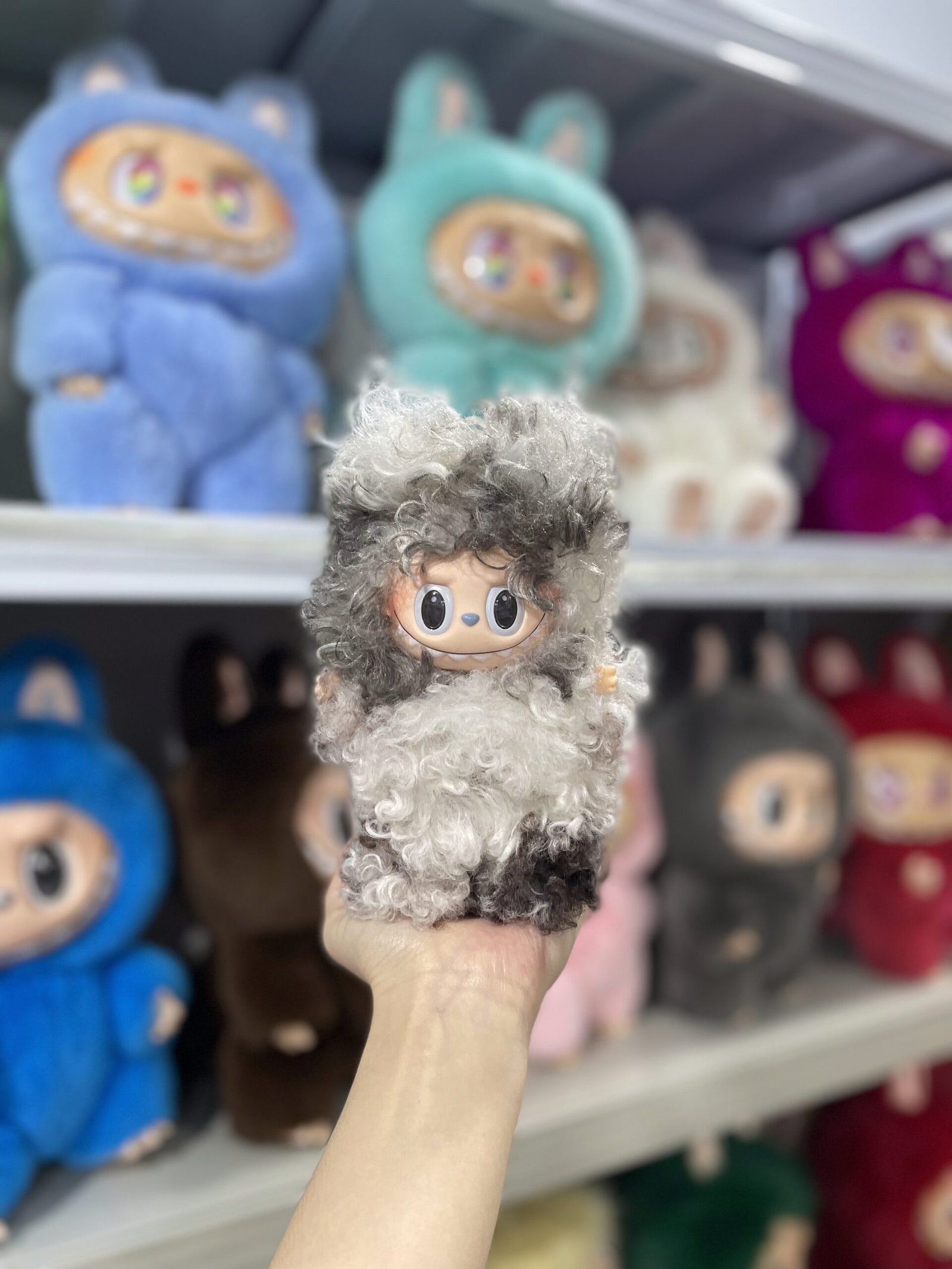 18cm Handmade Custom Magnetic tail fox Labubu vinyl plush pendant (all the colors) - Image 2