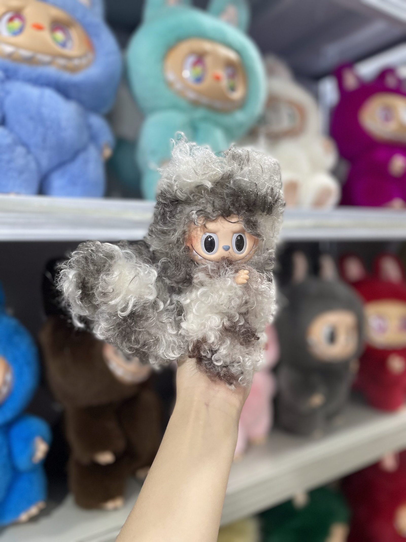 18cm Handmade Custom Magnetic tail fox Labubu vinyl plush pendant (all the colors) - Image 3