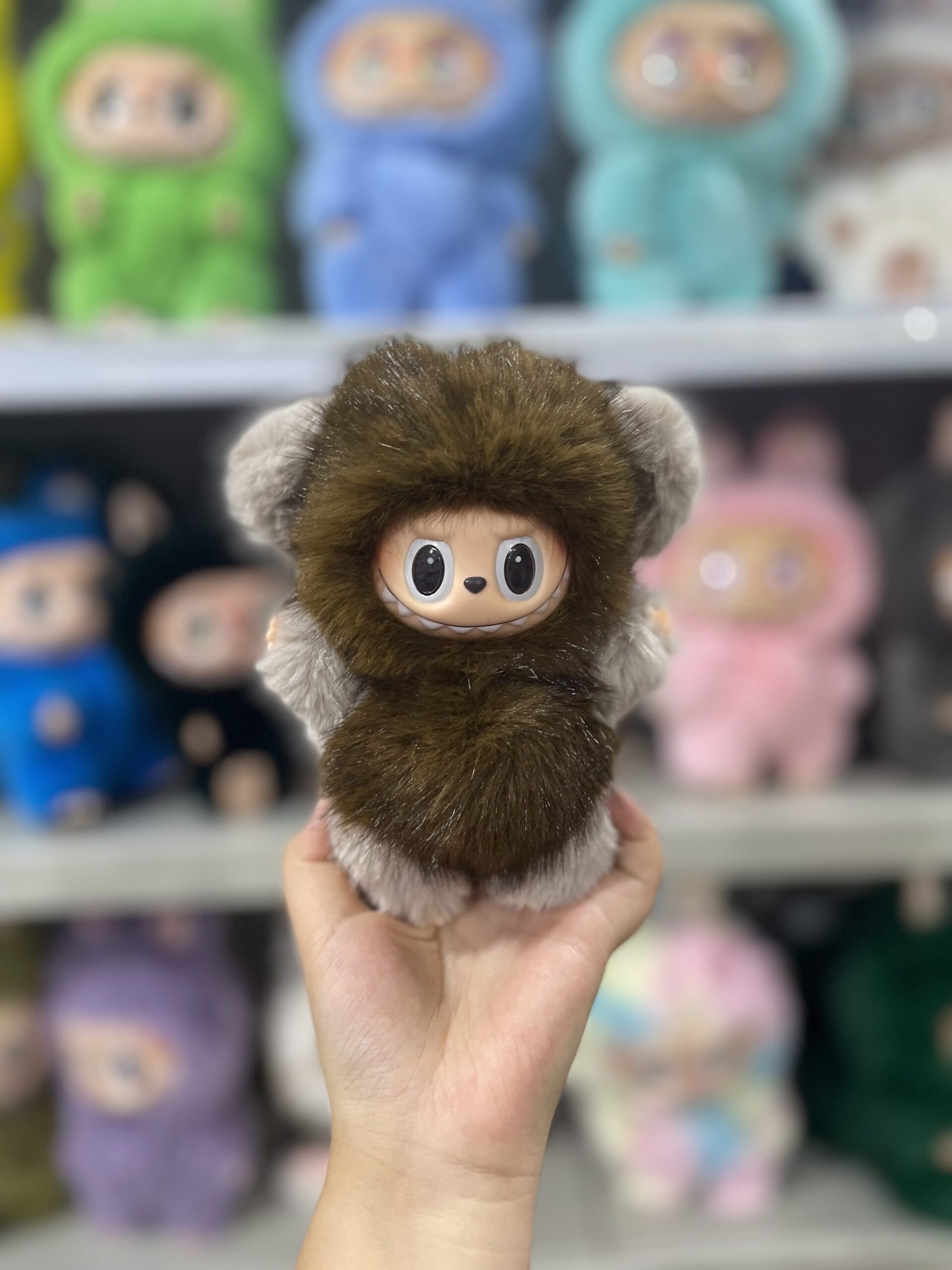 18cm Handmade Custom Magnetic heart brown bear Labubu vinyl plush pendant - Image 2