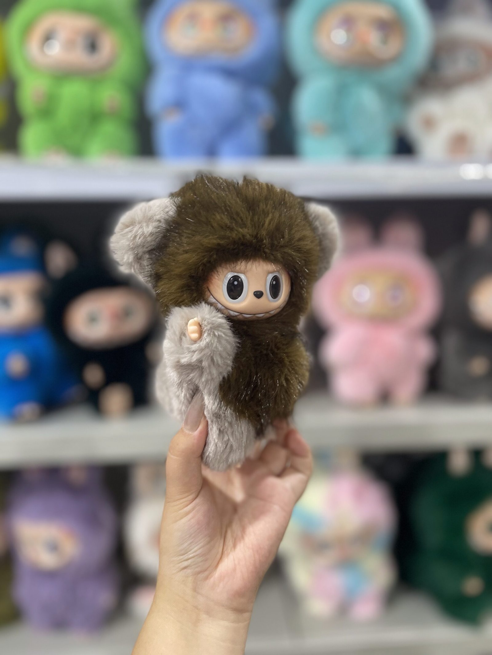 18cm Handmade Custom Magnetic heart brown bear Labubu vinyl plush pendant