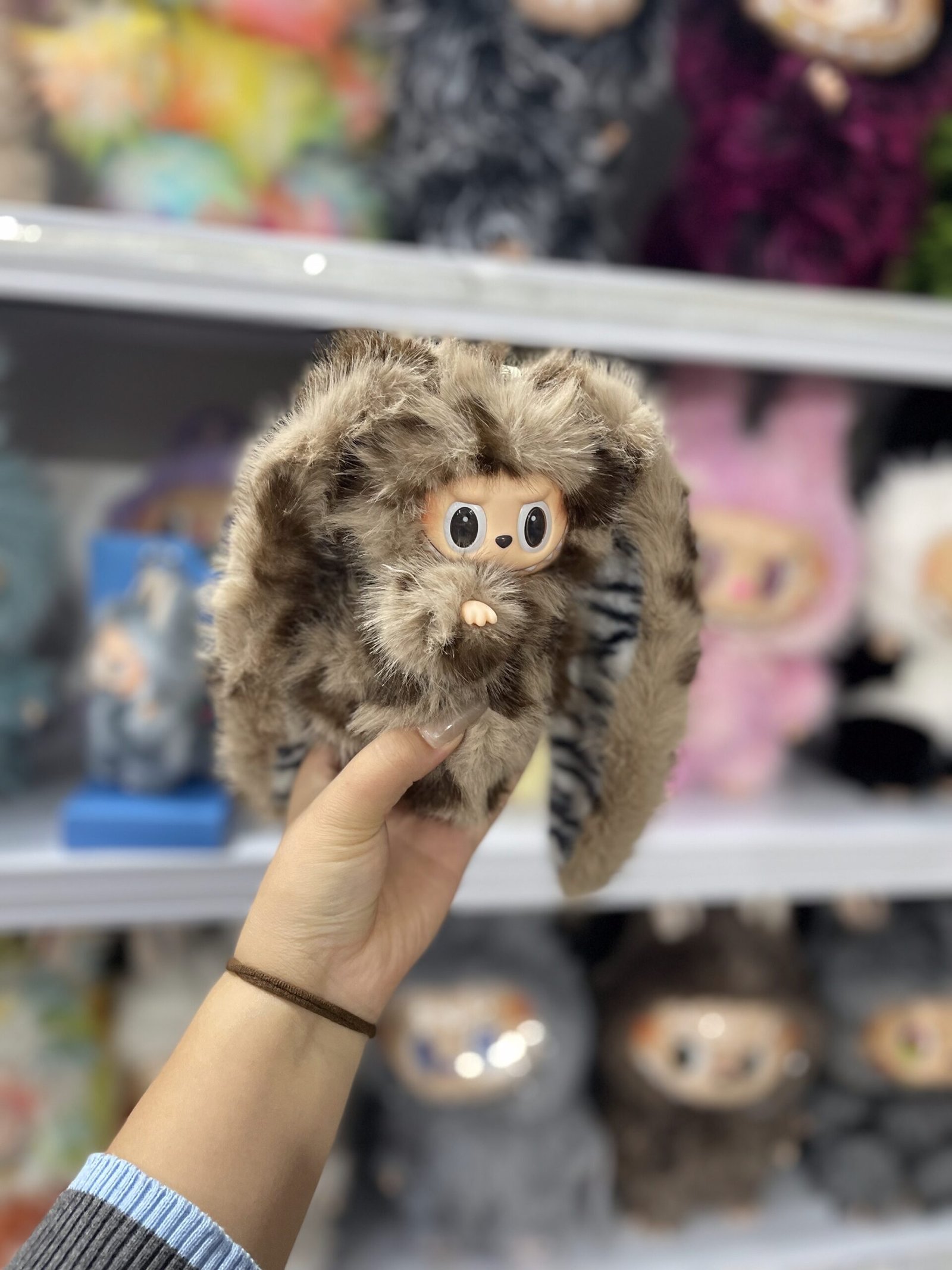 18cm Handmade Custom Magnetic Tail leopard printed bunny Labubu vinyl plush pendant - Image 2